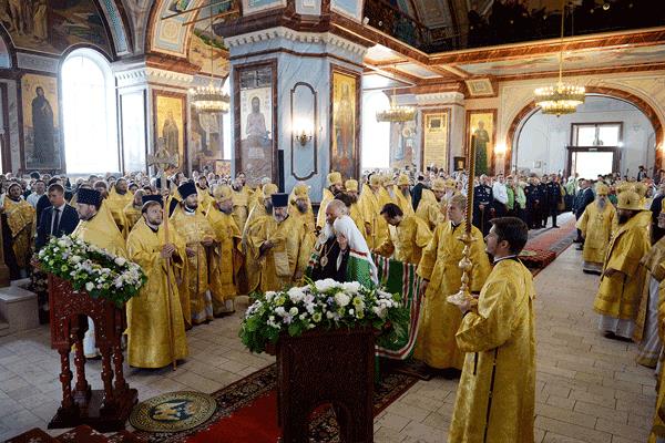 Паломничество прихожан Вознесенского собора в Московский Кремль и Новодевичий монастырь