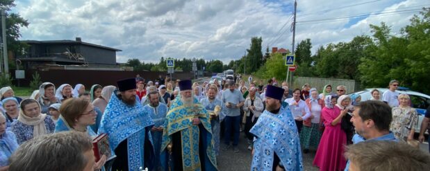 Престольный праздник Седмиезерной иконы Божией Матери в Христорождественском храме г. Звенигорода